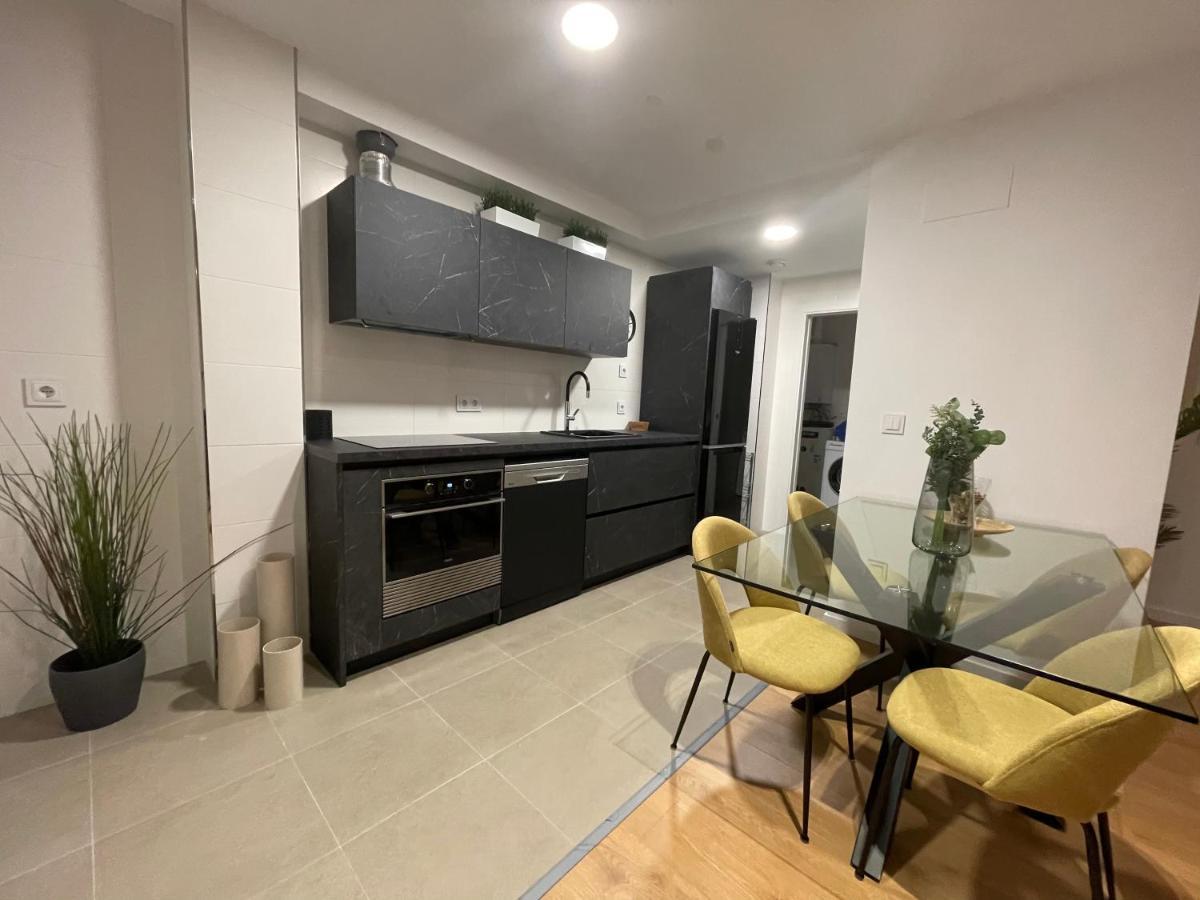 Апартаменты Oktheway Areal Terrace Олейрос Экстерьер фото