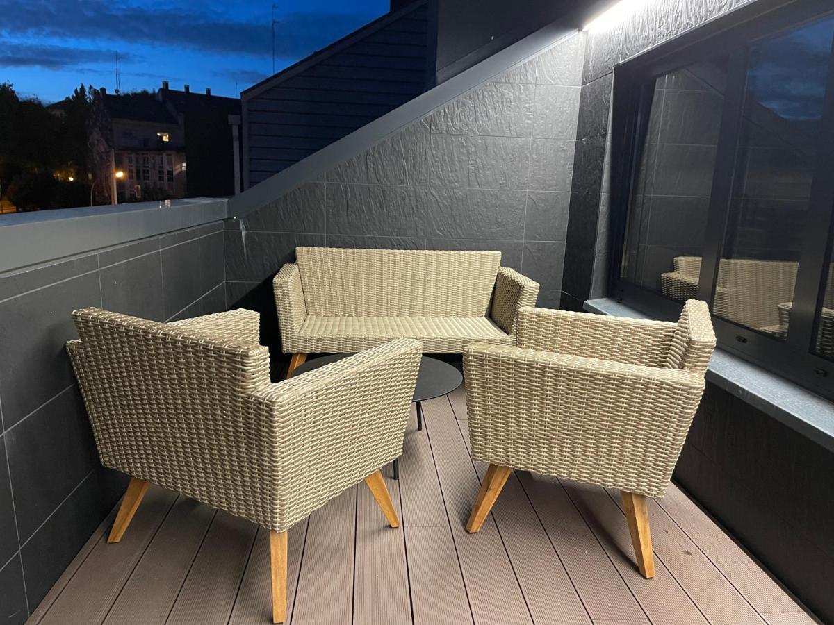 Апартаменты Oktheway Areal Terrace Олейрос Экстерьер фото