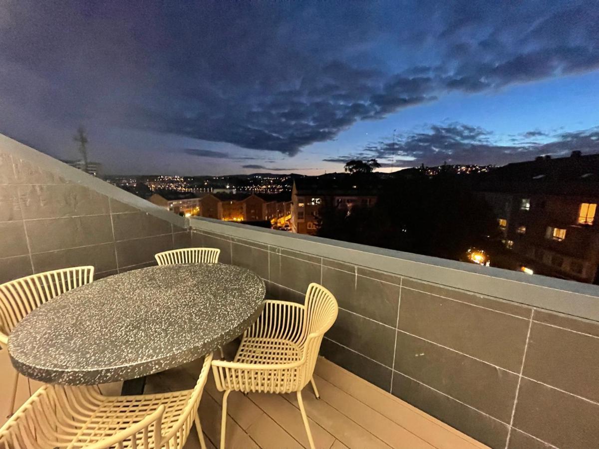 Апартаменты Oktheway Areal Terrace Олейрос Экстерьер фото